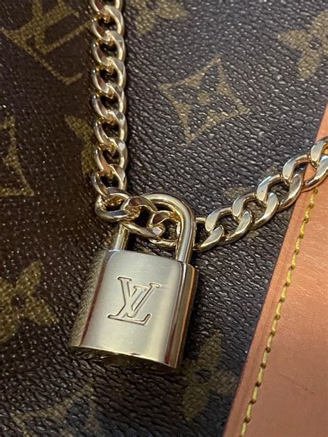 louis vuitton lock australia